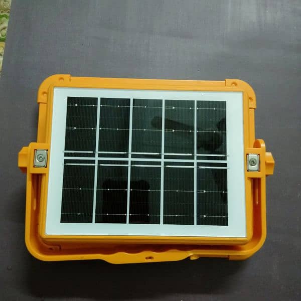 OUTDOOR SOLAR LED LIGHT 0