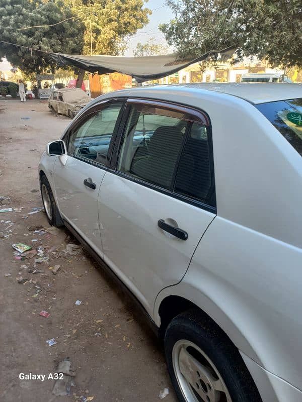 Nissan Tiida 2007 2