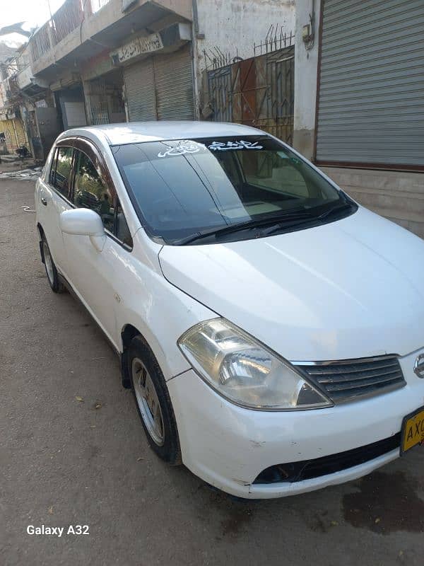 Nissan Tiida 2007 4