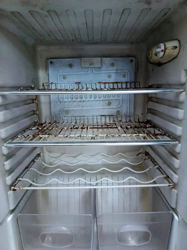 Glass door good condition freezer available for  sale 9