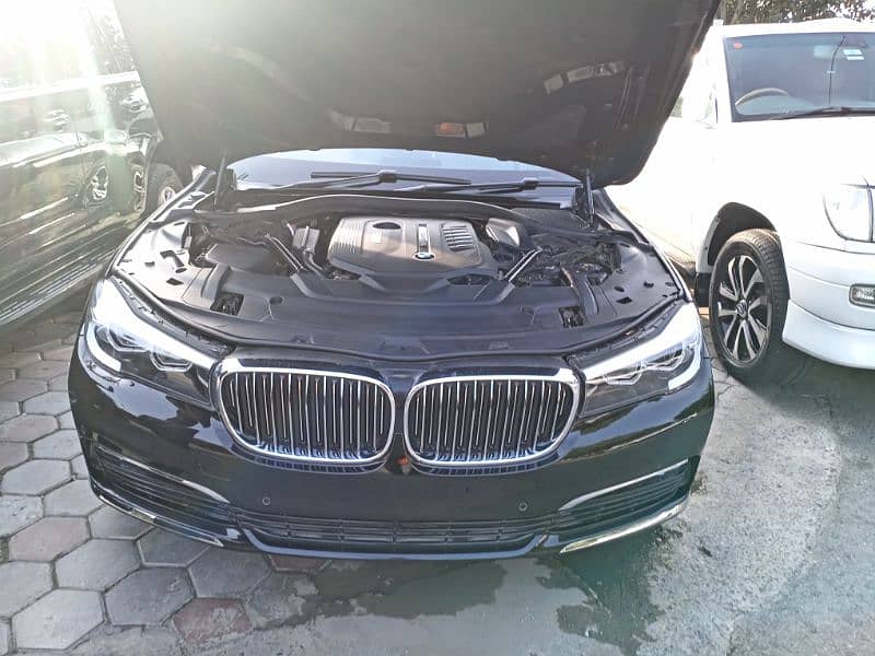 BMW 740Li 2017 Model and Registered Full Option 12