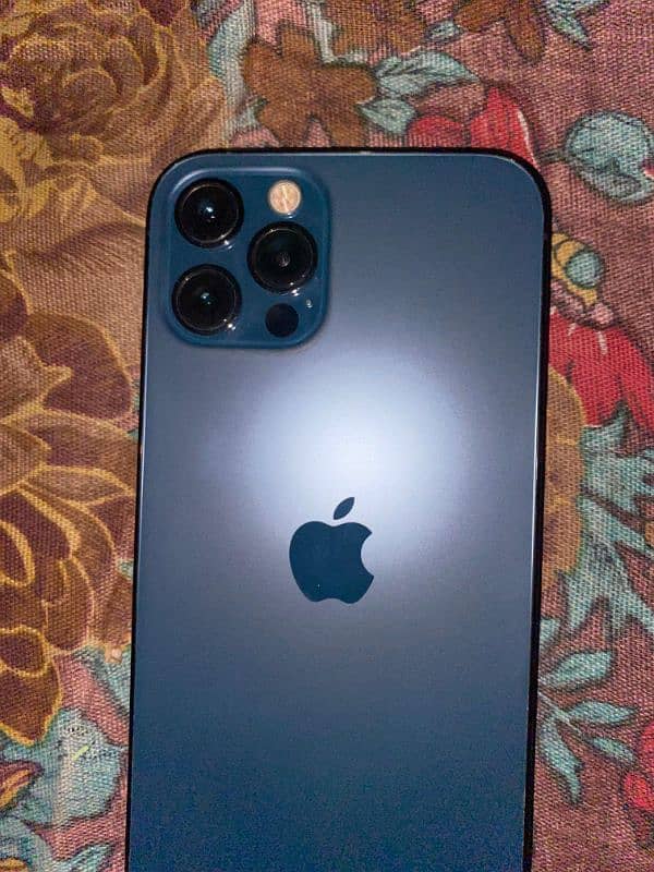 I phone 12 pro 6