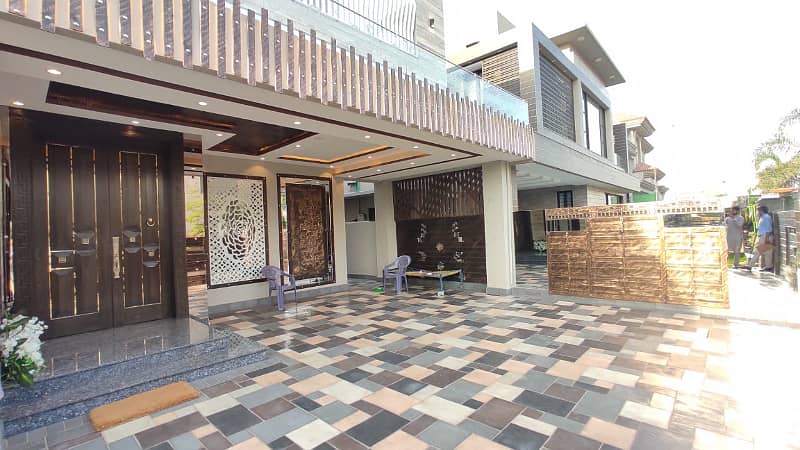 20 Marla Modern Luxury Design Beautifull House For Rent In DHA Phase 5 44