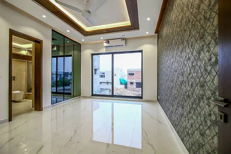 20 Marla Modern Luxury Design Beautifull Full House For Rent In DHA Phase 6 27