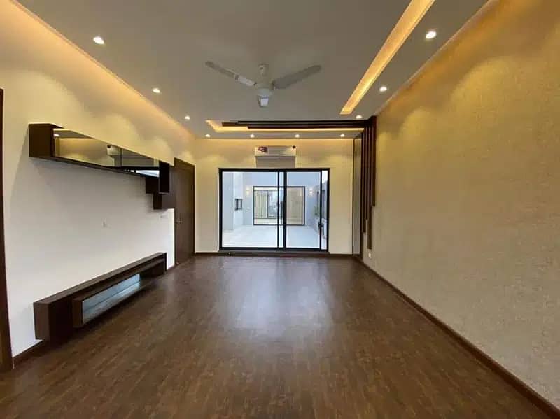 1 Kanal Modern Luxury Design Beautifull House For Rent In DHA Phase 7 2