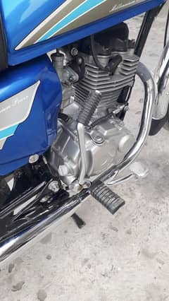 Honda 125 cc bike WhatsApp number 0325--97--60*-959