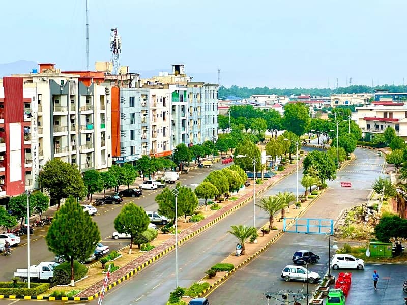 1 KANAL MAIN BOULEVARD PLOT FOR SALE F-17 ISLAMABAD ALL FACILITY AVAILABLE CDA APPROVED SECTOR 7