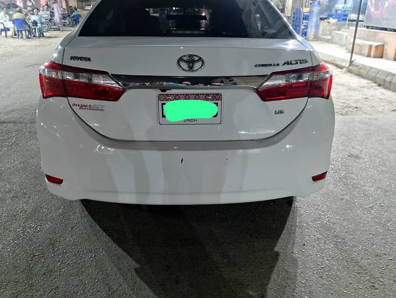 Toyota Corolla Altis 2017 5