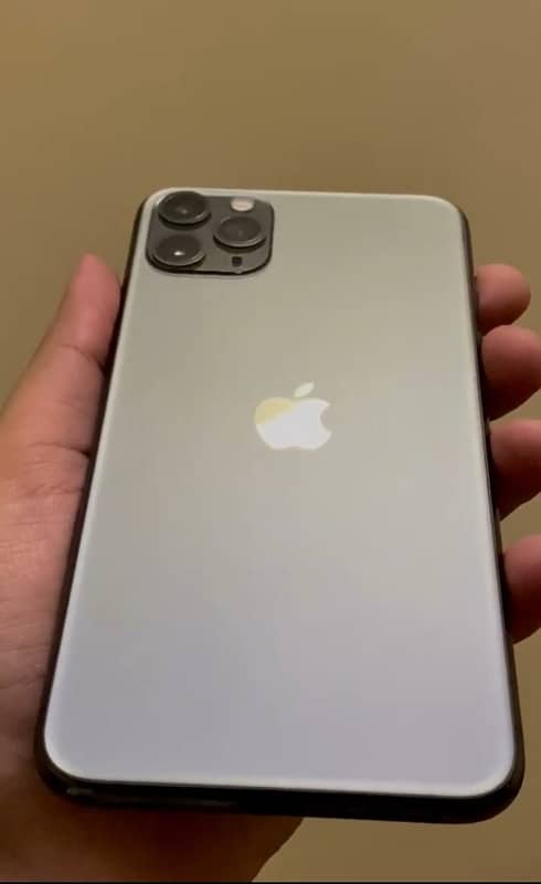 IPHONE 11 PRO MAX 0