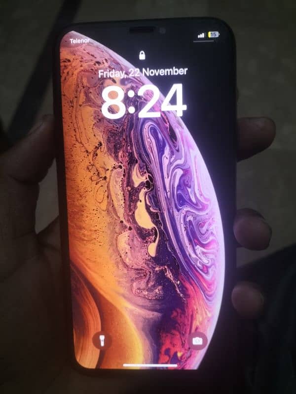 iphone xs 64 gb 3w month sim working 1