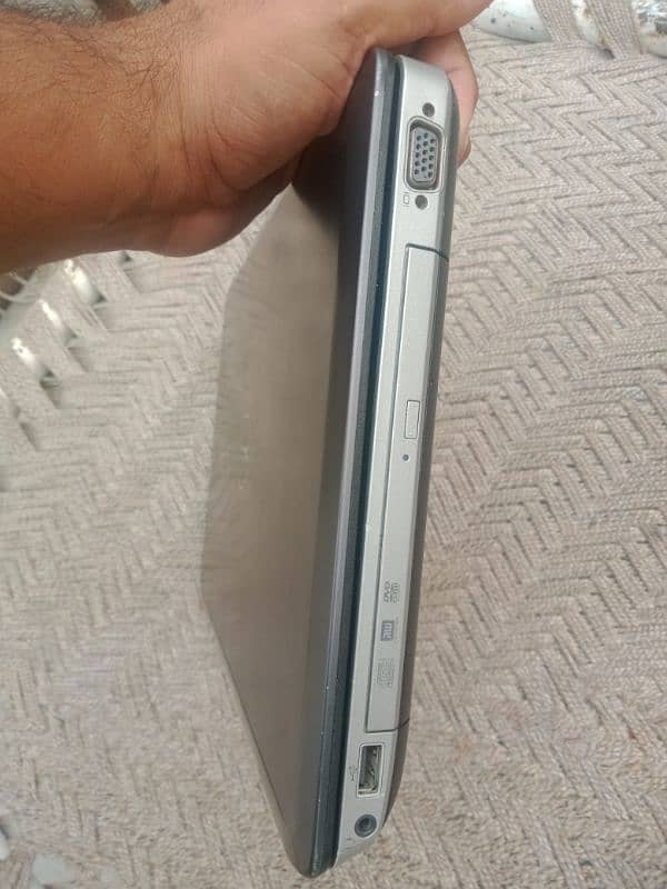 dell latitude corei5 8gb ram 250 gb rom no fault 6