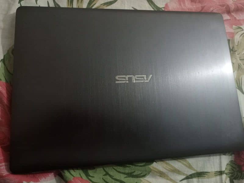 Laptop i5 touch screen urgent sale 1