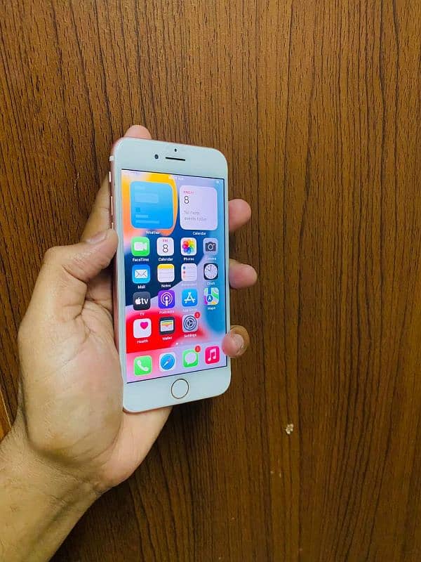 iPhone 6s Stroge 64 GB PTA approved for sale 0325=2452=771 my WhatsApp 1