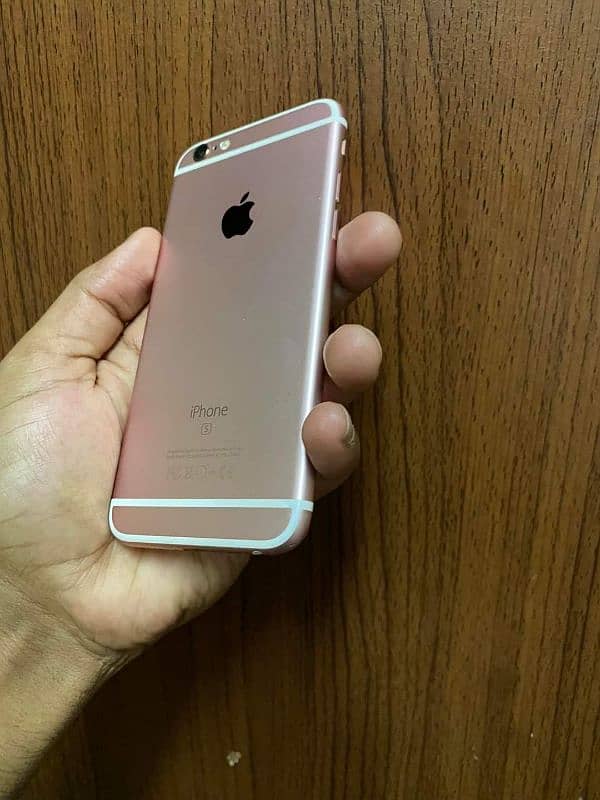 iPhone 6s Stroge 64 GB PTA approved for sale 0325=2452=771 my WhatsApp 2