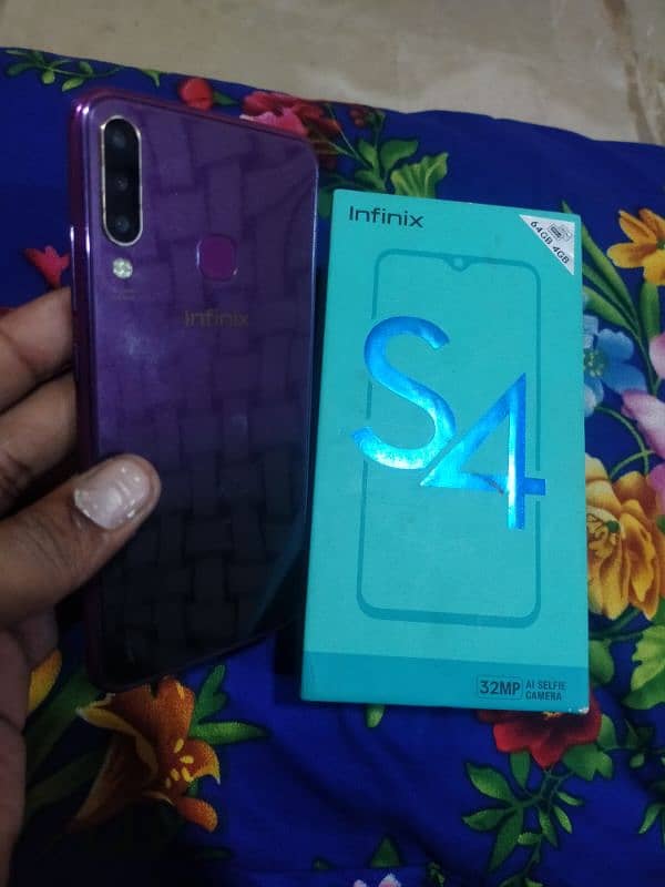 Infinix S4 box k sath. 4jb. 64. 1