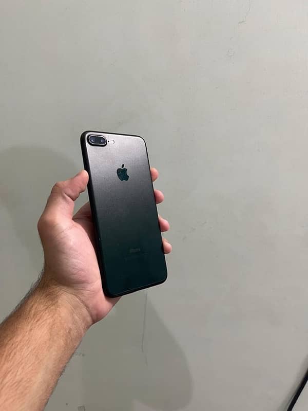 iphone 7 plus pta approved 128gb 0