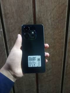 Tecno spark go 2024