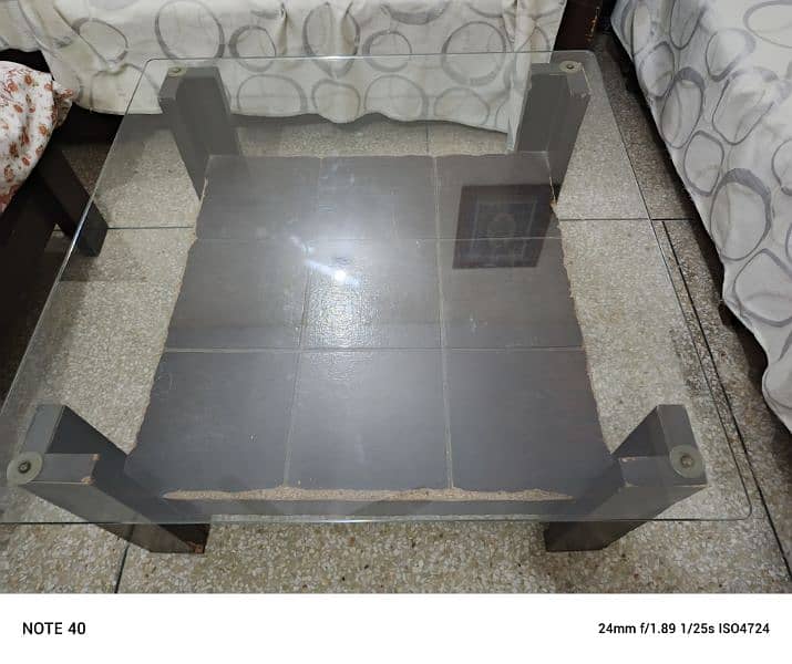 Centre table for Sale 0