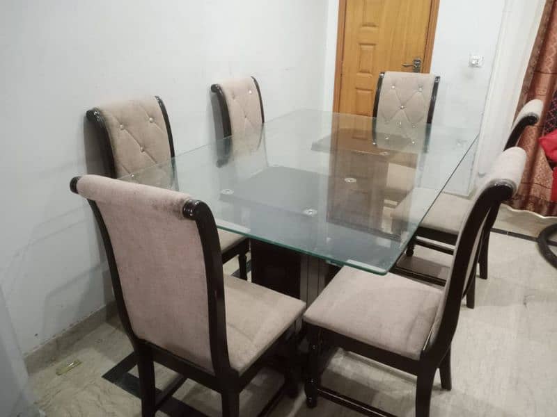 6 Seater Wood Dining Table with 12mm Glass Top 2