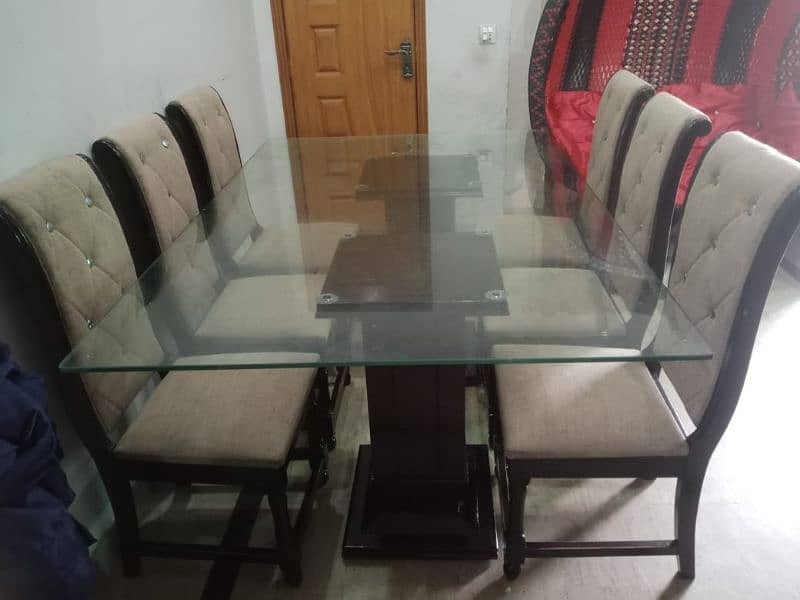 6 Seater Wood Dining Table with 12mm Glass Top 5