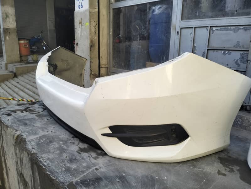 Honda civic 2020 front and bumper 2