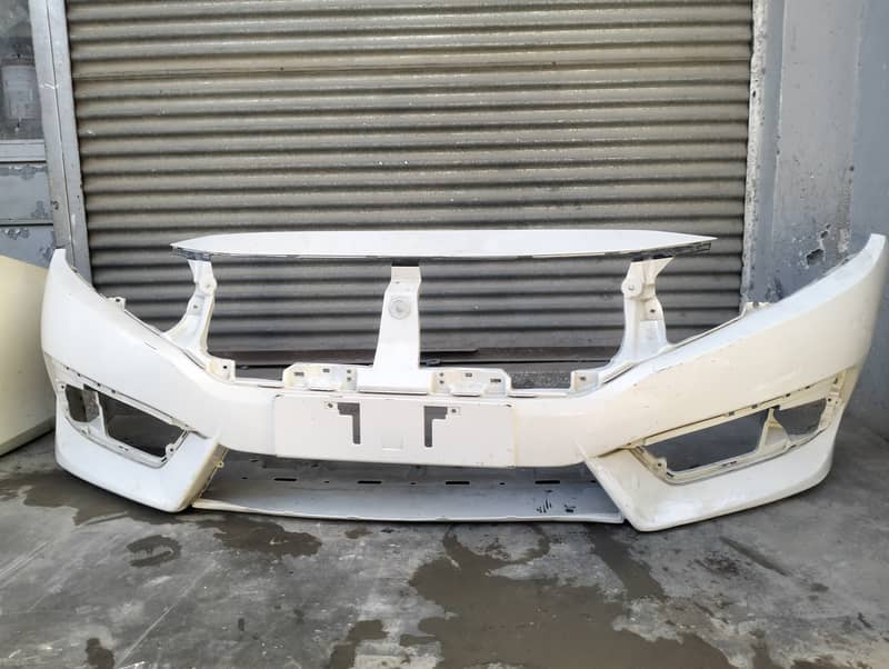 Honda civic 2020 front and bumper 4