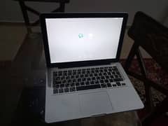 Apple mac book  pro 203