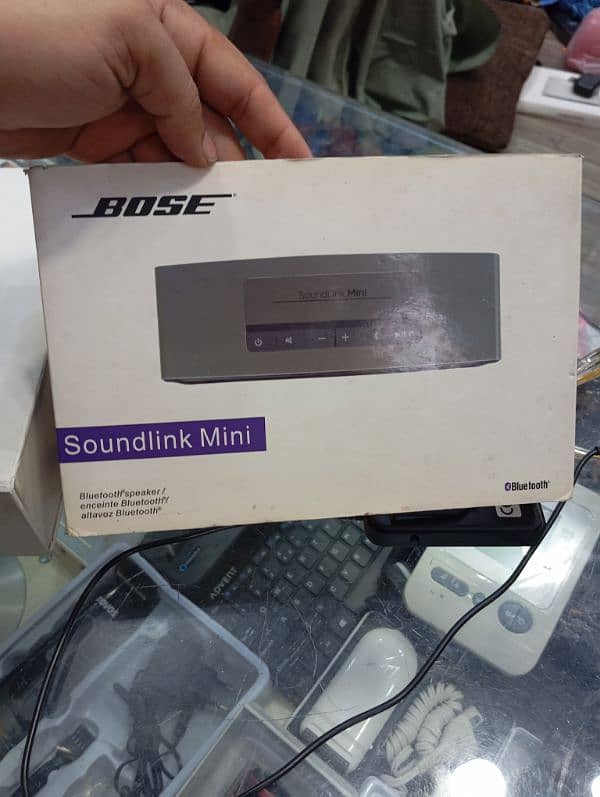 Bose soundlink mini bluetooth speaker 0