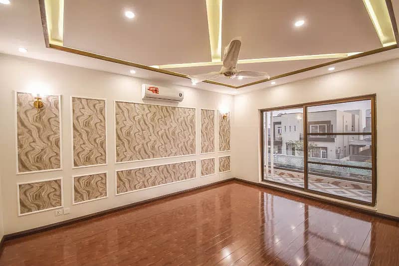 1 Kanal Modern Luxury Design Beautifull Upper portion For Rent In DHA Phase 5 3