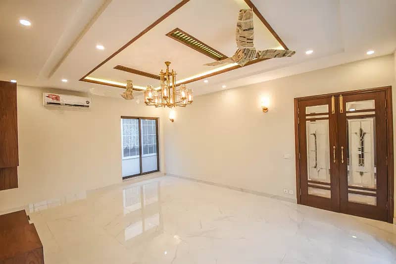 1 Kanal Modern Luxury Design Beautifull Upper portion For Rent In DHA Phase 5 11