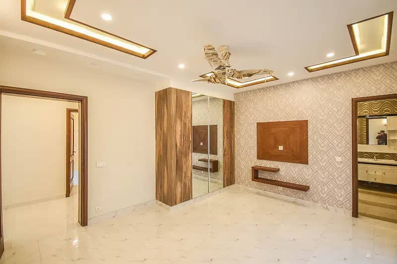 1 Kanal Modern Luxury Design Beautifull Upper portion For Rent In DHA Phase 5 13