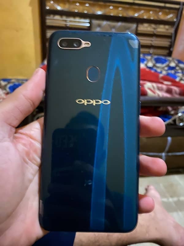 OPPO A7 1