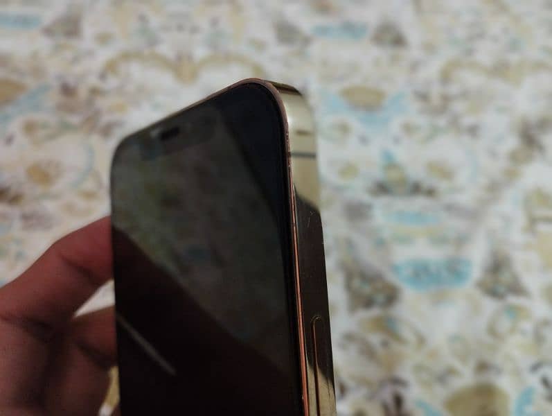 iPhone 12 pro max,In Good condition9.4/10,Screen changed,UK variant 8