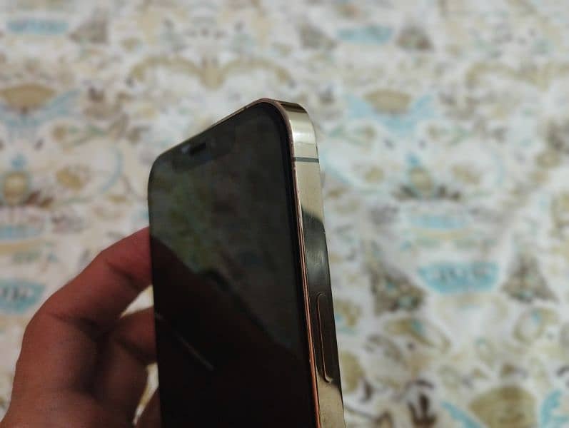 iPhone 12 pro max,In Good condition9.4/10,Screen changed,UK variant 14