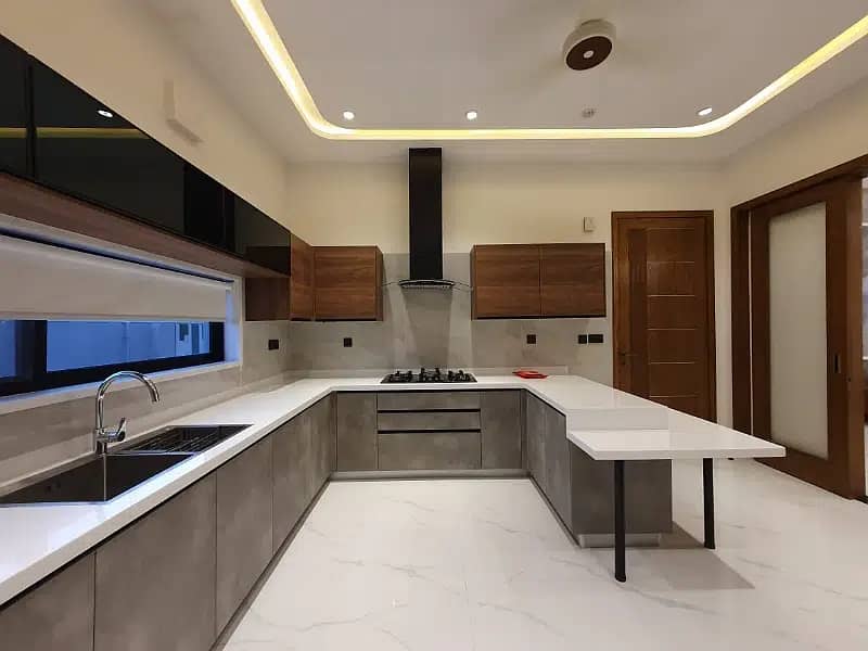 1 Kanal Modern Luxury Design Beautifull House For Rent In DHA Phase 7 11