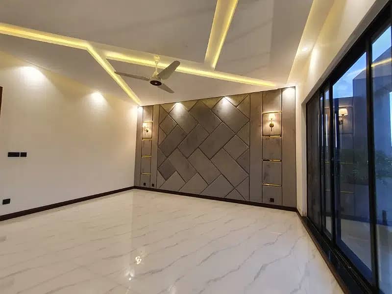 1 Kanal Modern Luxury Design Beautifull House For Rent In DHA Phase 7 24