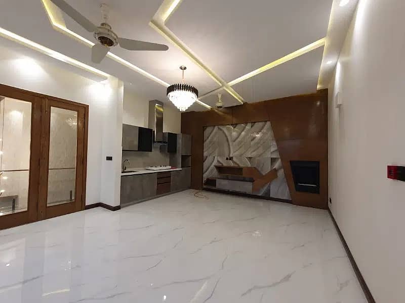 1 Kanal Modern Luxury Design Beautifull House For Rent In DHA Phase 7 29