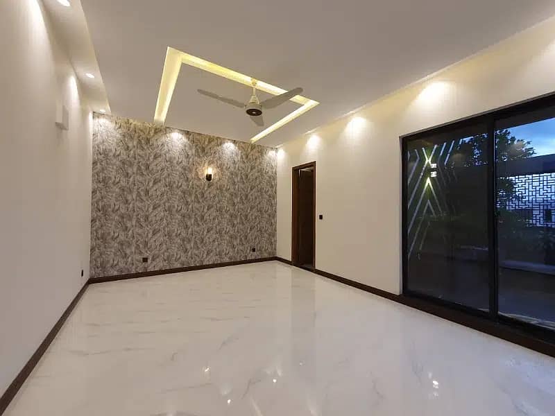 1 Kanal Modern Luxury Design Beautifull House For Rent In DHA Phase 7 31