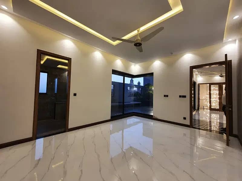 1 Kanal Modern Luxury Design Beautifull House For Rent In DHA Phase 7 34