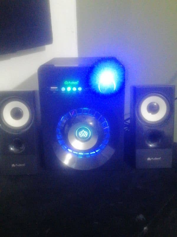 audionic speakers for sale new sirf 1 hour use 1