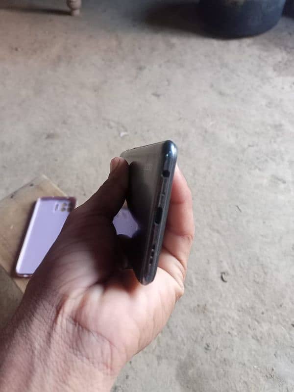 oppo f17pro 17000 8\128 2