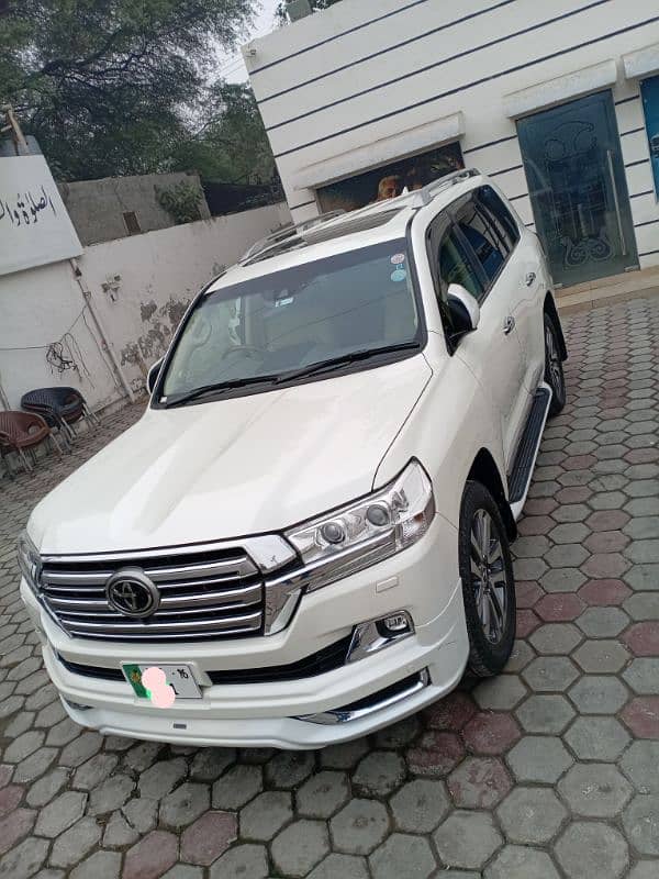 Toyota Land Cruiser ZX V8 Full House S Grade 2015 Model 2016 Import 1