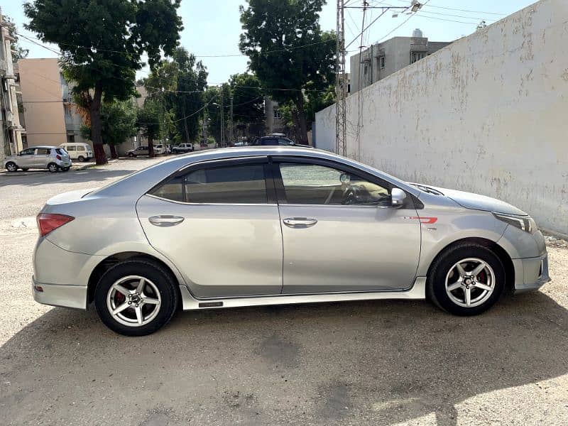 Toyota Corolla GLI 2015 3