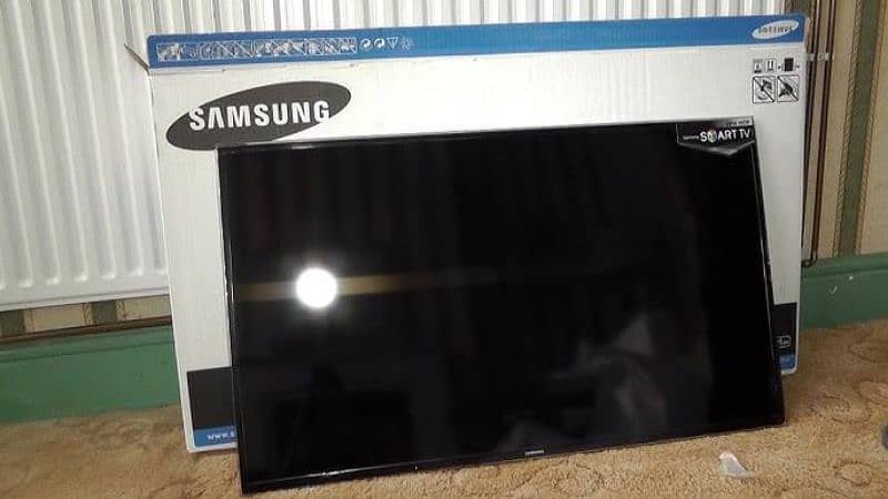 Samsung 40 inch smart LED model F6400 1