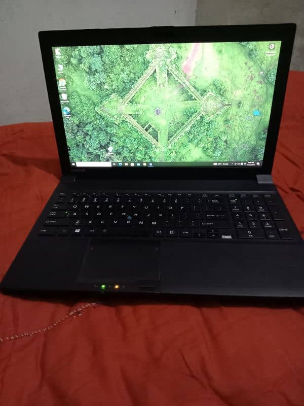 Laptop 0