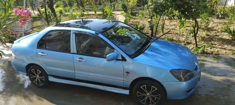 Mitsubishi Lancer 2004 3