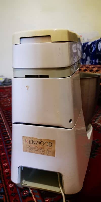 Kenwood chef major 650 watt 10/10 condition 9