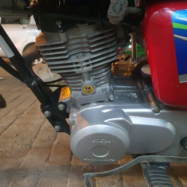 Honda 125 lush condition 2022 model 7