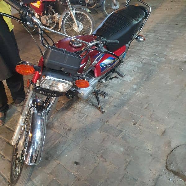 Honda 125 lush condition 2022 model 8