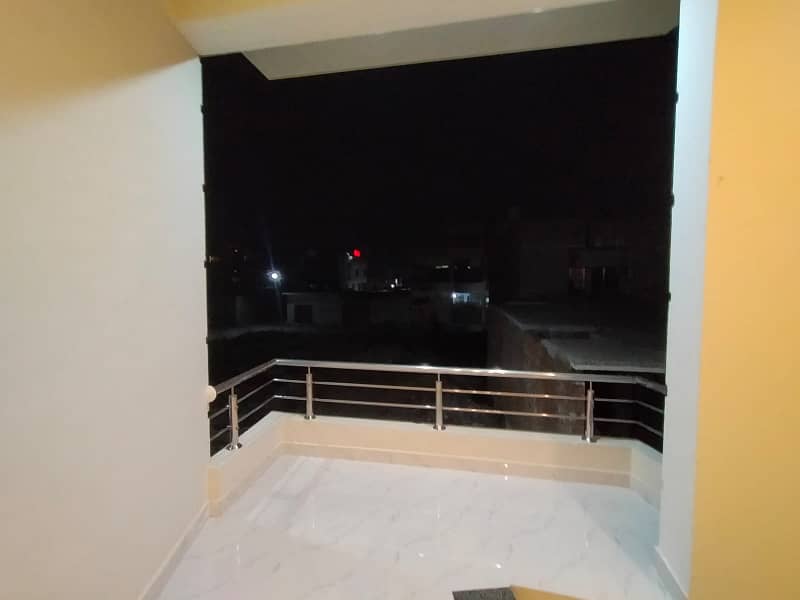 1.5 Story House For Sale In Shalley Valley Near Range Road Rwp 16